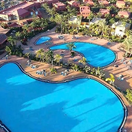 Apartment Comfortable With Park And Pools *