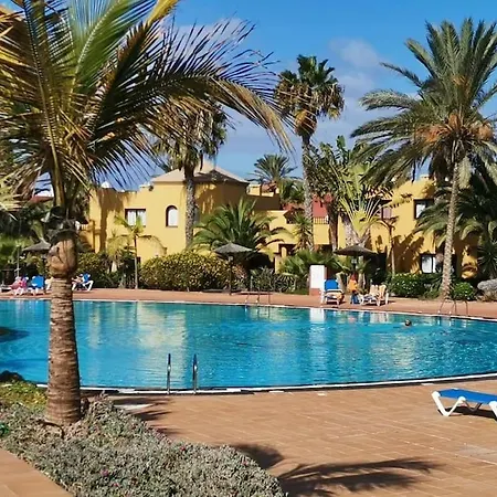 Comfortable With Park And Pools Apartment *
